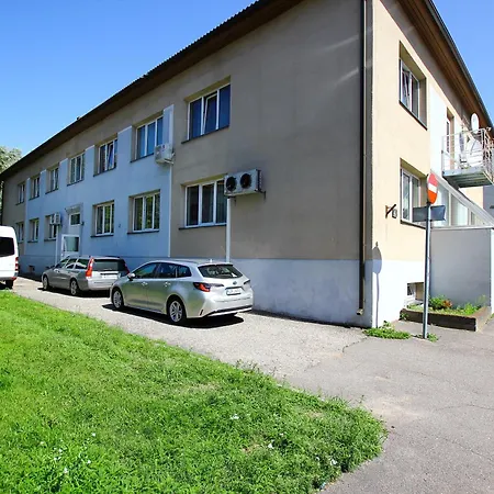 Ohtu Poik In Centre Of شقة *