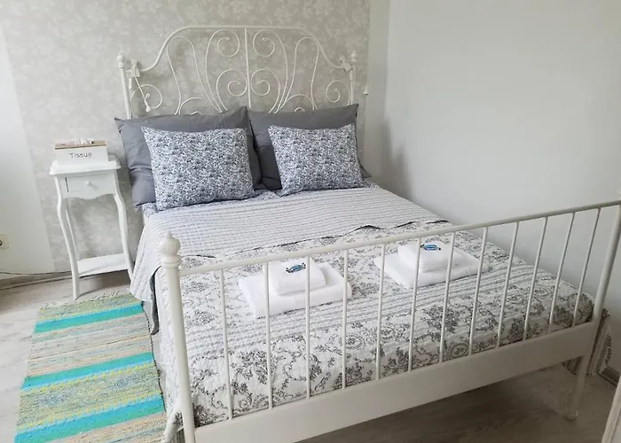 Ohtu Poik In Centre Of *