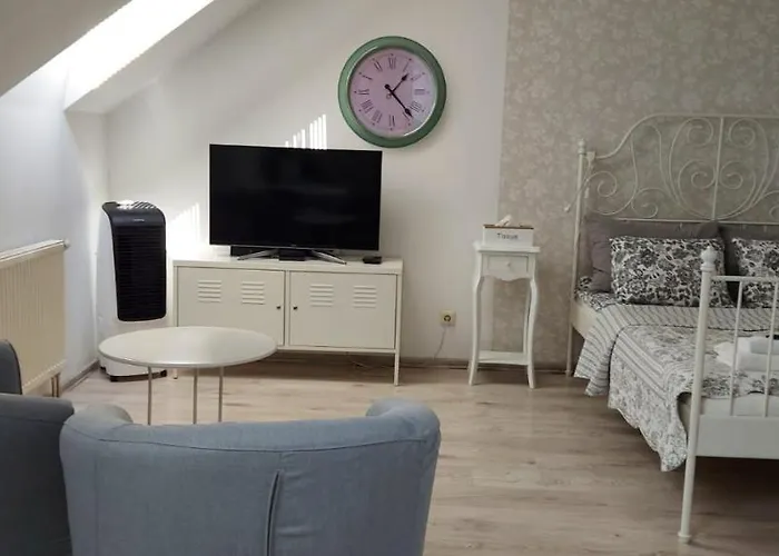 Ohtu Poik In Centre Of